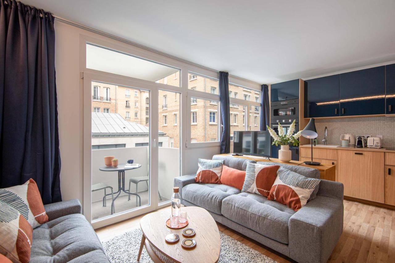 New - Appt Style Le Corbusier Avec Balcon - 8 Pers Apartment ปารีส ภายนอก รูปภาพ
