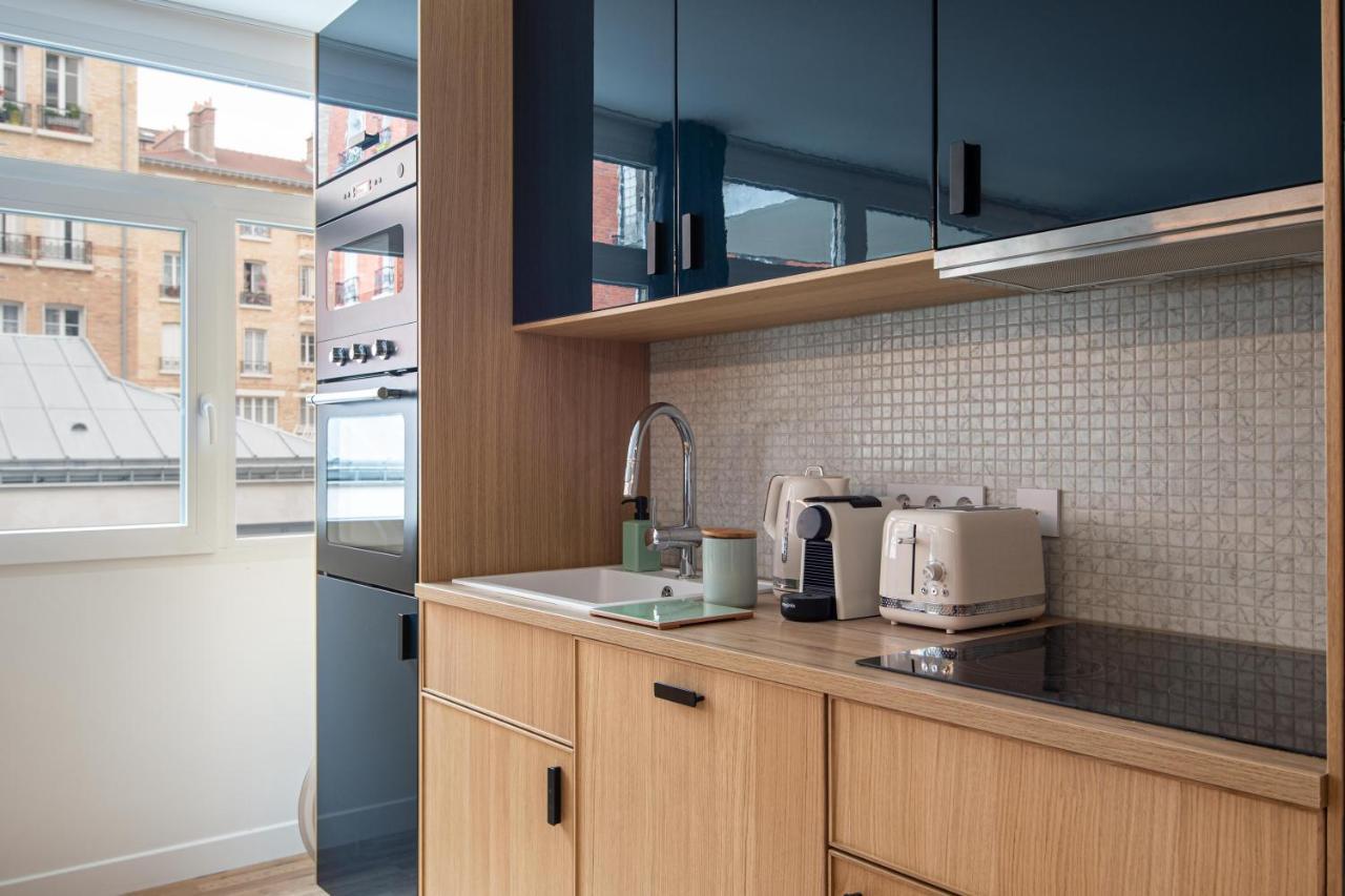 New - Appt Style Le Corbusier Avec Balcon - 8 Pers Apartment ปารีส ภายนอก รูปภาพ